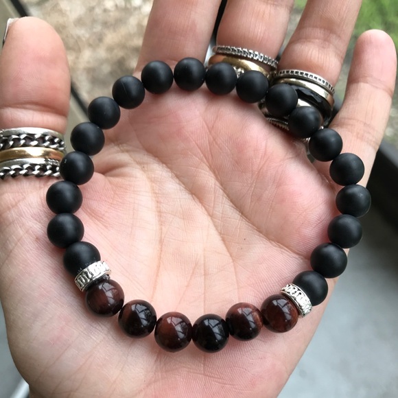 Men or women black onyx & red tiger eye bracelet - Picture 5 of 7